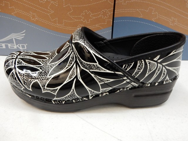 dansko floral patent