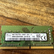 SK hynix 8GB PC4-19200T-S DDR4-2400 Memory - HMA81GS6AFR8N-UH