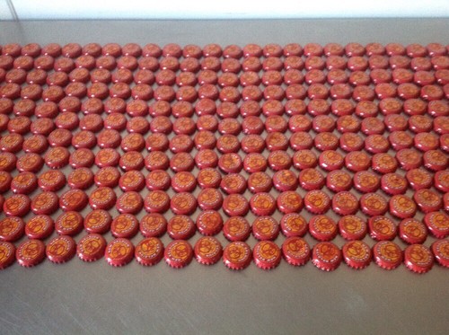 300 NEW BELGIUM FAT TIRE BOTTLE CAPS RED/ORANGE - Picture 3 of 5