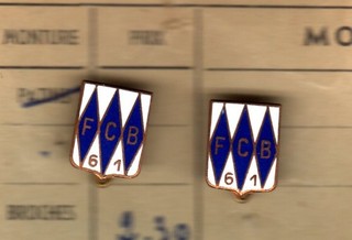 Deux insignes du club de Foot Ball de Breitenbach édité en 1965 en 100 exemplair