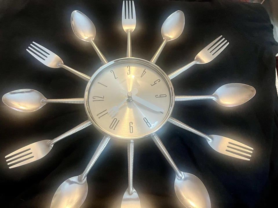 RELOJ DE PARED RETRO CUCHARA Y TENEDOR COCINA CUARZO PROBADO/FUNCIONANDO Foto 2 de 4