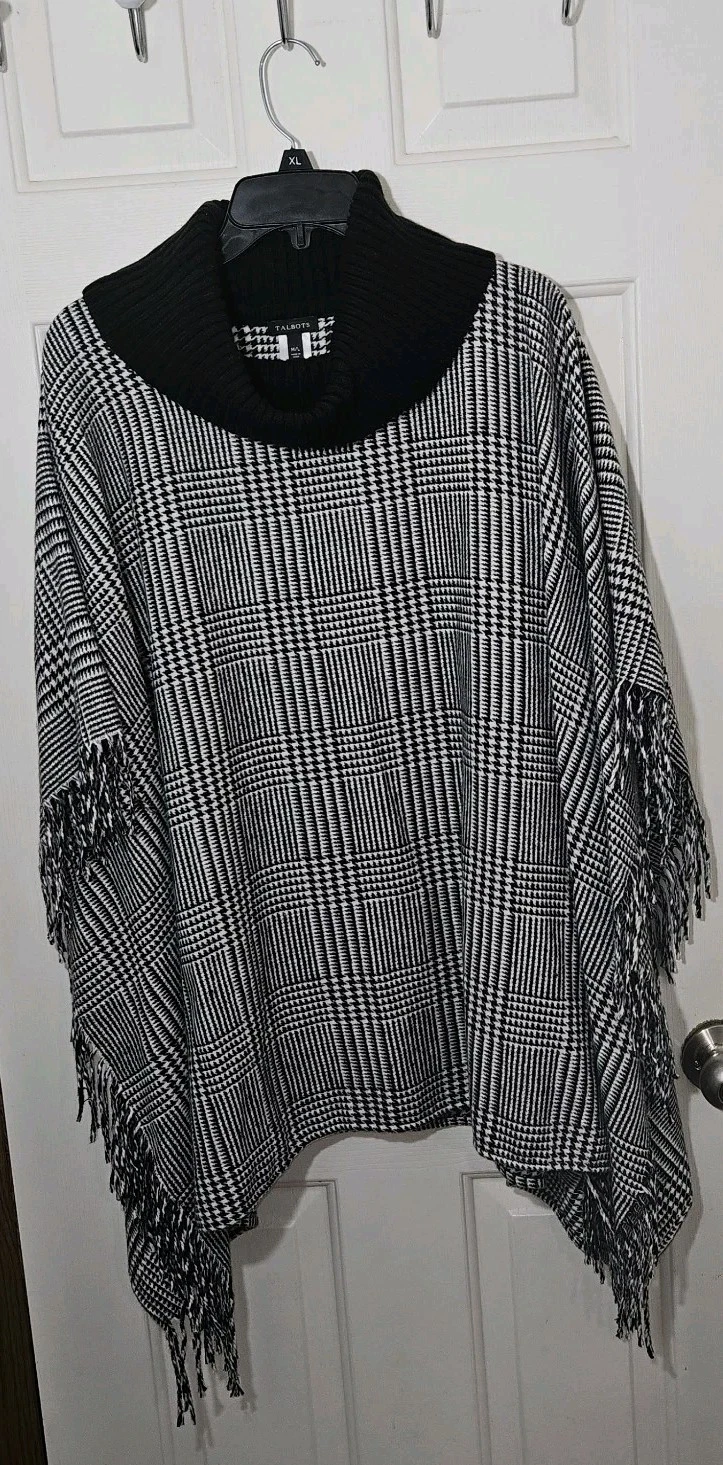 Talbots Wool Blend Poncho Shawl Cape Fringe Black & White Houndstooth Plaid M/L