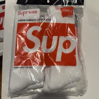 BRAND NEW Supreme X Hanes Crew Socks - White, 4 PAIRS, Size 6-12
