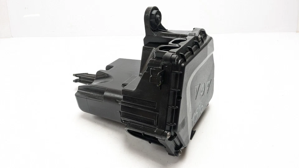 BMW X3 FUSE BOX 2.0 DIESEL 8509911 F25 MK2 2013 - Image 2 of 4