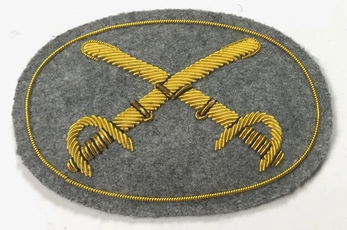 CIVIL WAR CONFEDERATE CS CAVALRY CROSSED SABERS HAT CAP KEPI INSIGNIA-MEDIUM