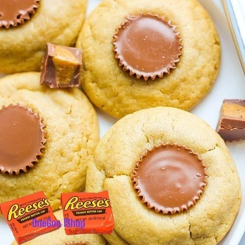 Reese's Milk Chocolate Peanut Butter Cups Snack Size Candy, 4 LB, Fresh - Picture 4 of 11