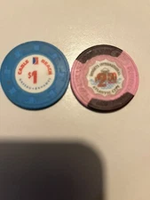 Casino Chip Resorts International  Atlantic City $2.50 And Cable Beach $1.00