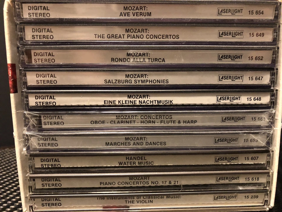 Mozart Collection Over 10 Hours 10 CDs LaserLight Digital Classical Box Set GC - Image 2 of 4