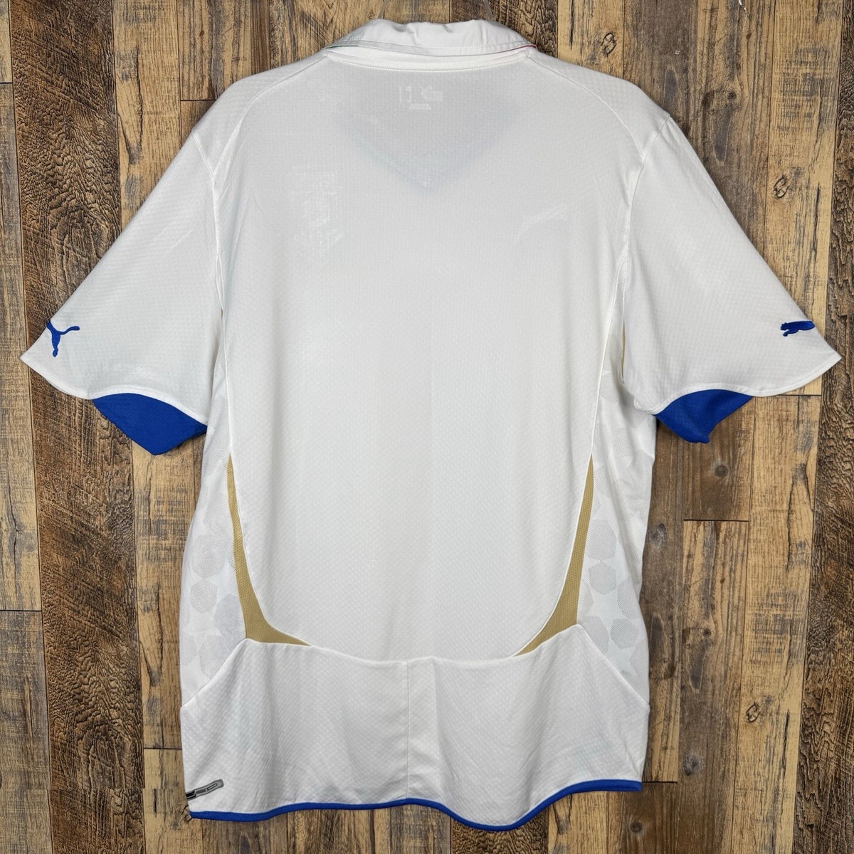 Italy Italia 2010-11 Away Soccer Football Jersey Puma Men's Large