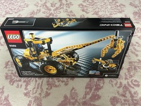LEGO Technic: Backhoe Loader (8069) Pre-owned, 100% Complete, Excellent Cond.