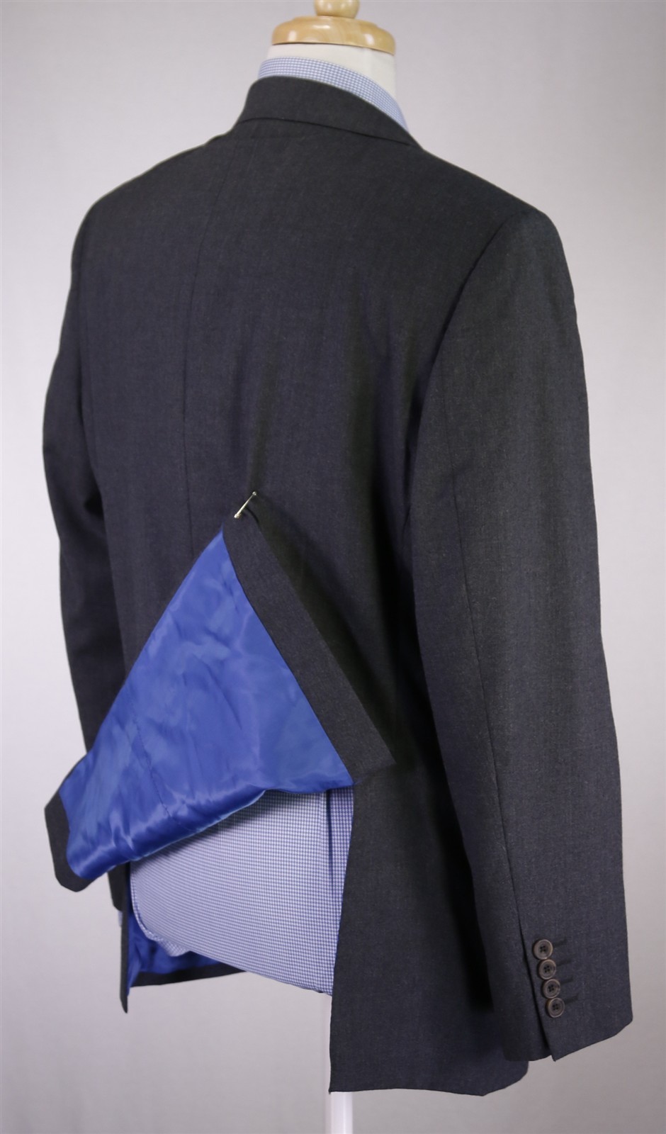 Chester Barrie Solid Gray 2-Btn Wool Blazer Jacke… - image 7