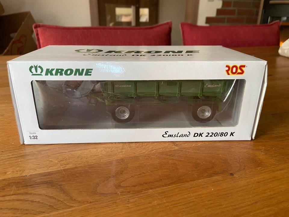 Ros 1:36 corona Emsland DK 220/80 K verde rimorchio ribaltabile trattore, trattore - Immagine 3 di 4