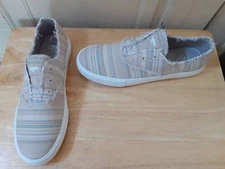 Rocket Dog Afina Rumney Stripe Cotton Sneakers  Size 9M   NEW IN BOX