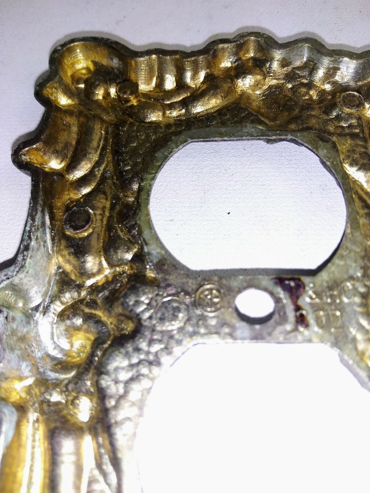 Vintage French Provincial Metal Duplex Wall Plate Gem