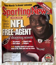 THE SPORTING NEWS TAMPA BAY BUCCANEERS WARREN SAPP MARCH 2004 FREE AGENT PREVIEW