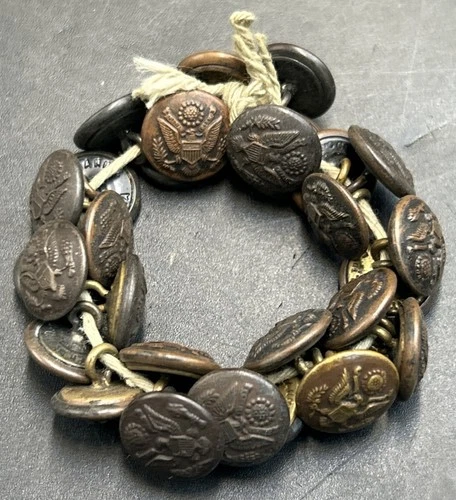 EH vintage US military uniform buttons Federal Eagle World War I & World War II