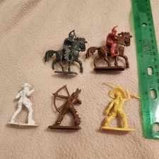 Vintage lot of 7 Cowboys Indians Native Americans Horses Toys