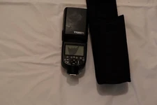 Godox tt685 ii fuji  (Broken Screen)