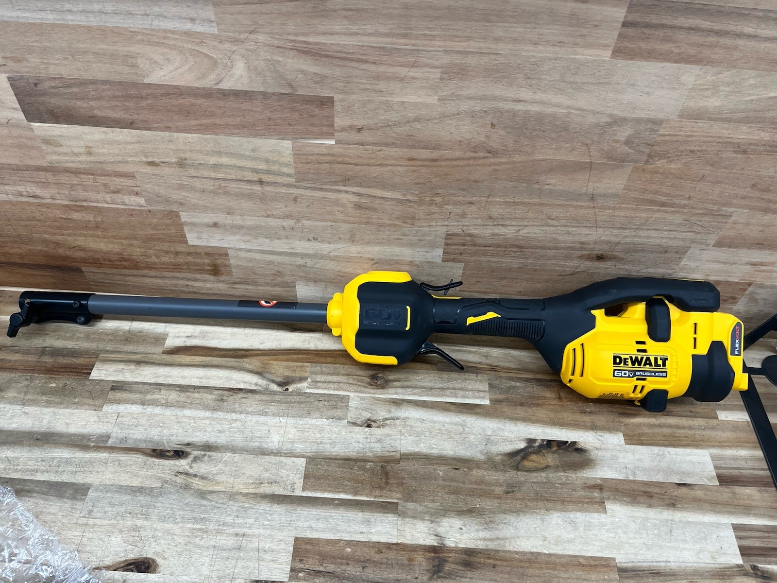 Powerhead - Dewalt DCST972B 60V  Attachment Capable Trimmer(