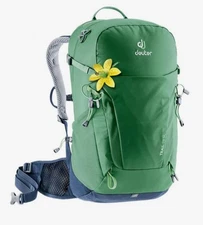 Deuter Trail 24 SL Women's Hiking Backpack GREEN Leaf  - Never Used