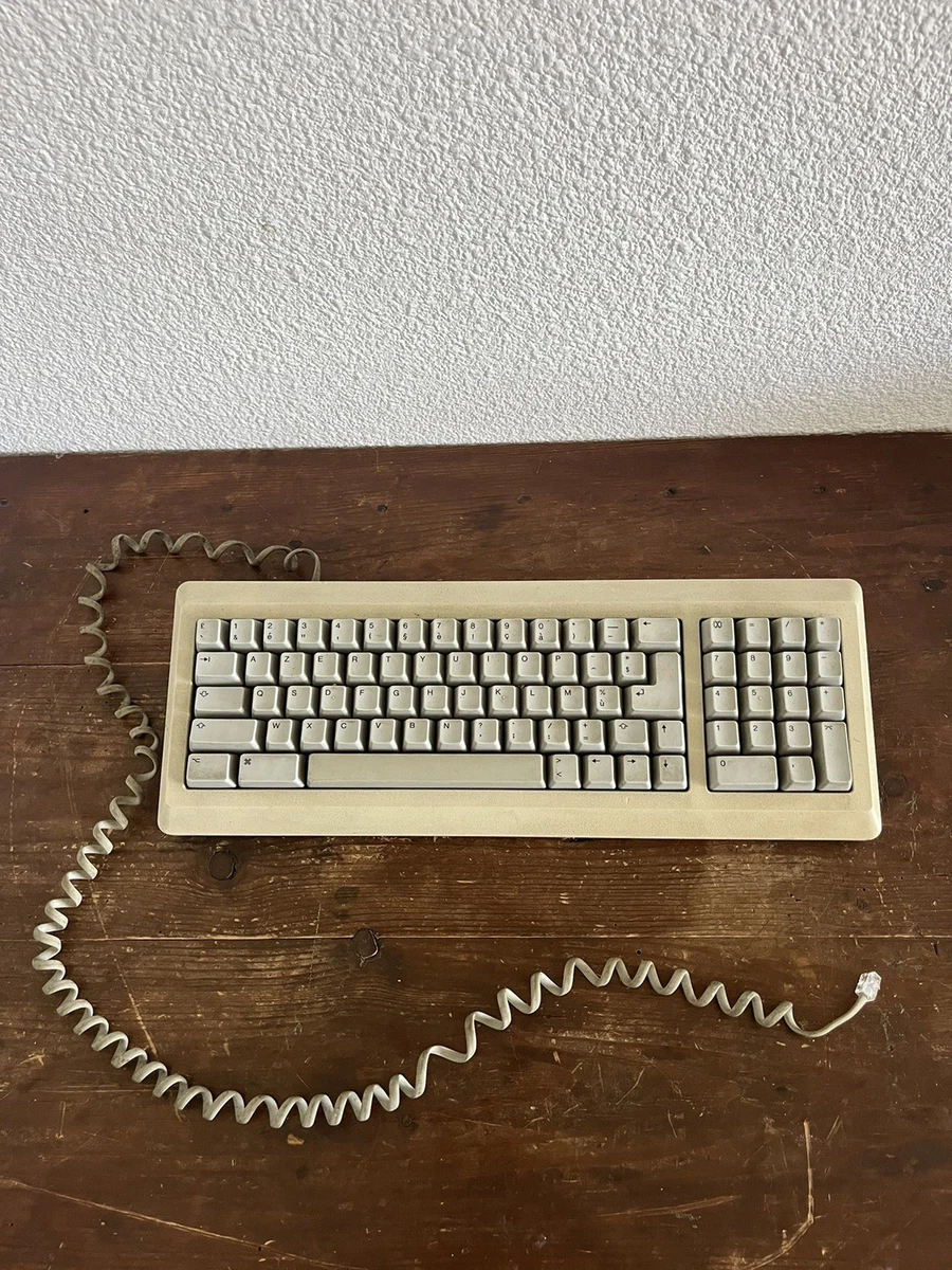 MACINTOSH VINTAGE APPLE AZERTY M0110A MÁS 128K 512K