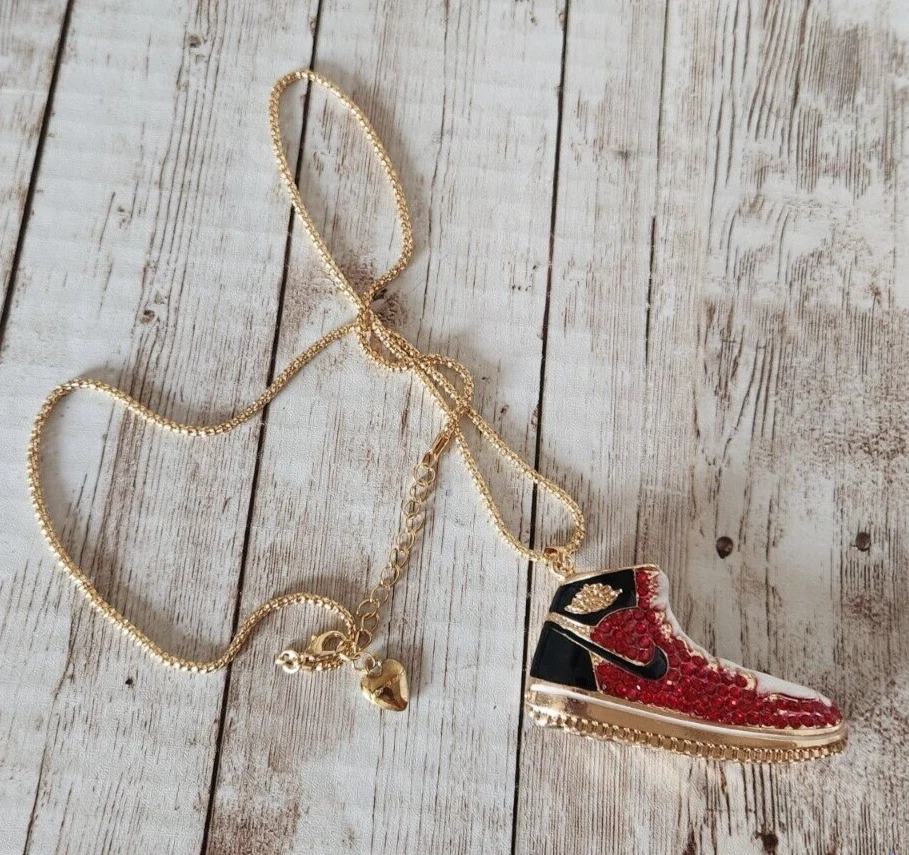 Nike betsy shop rose