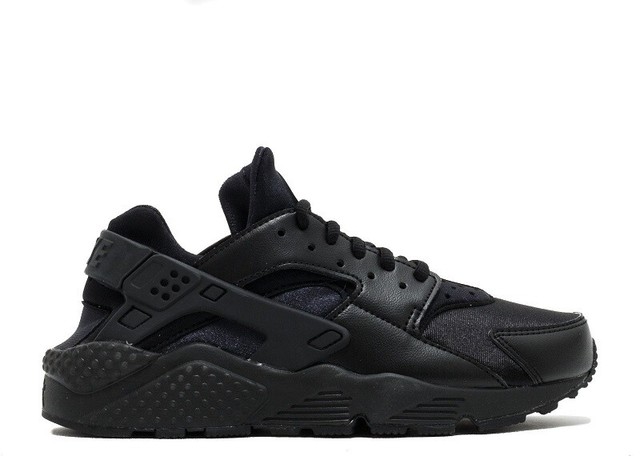 nike air huarache triple black womens