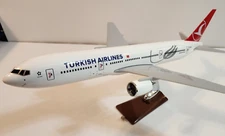 TURKISH AIRLINE STAR ALLIANCE AIRLINE AIRCRAFT MODEL-TC-JJF- 19-1/4"(L) x 17"(W)
