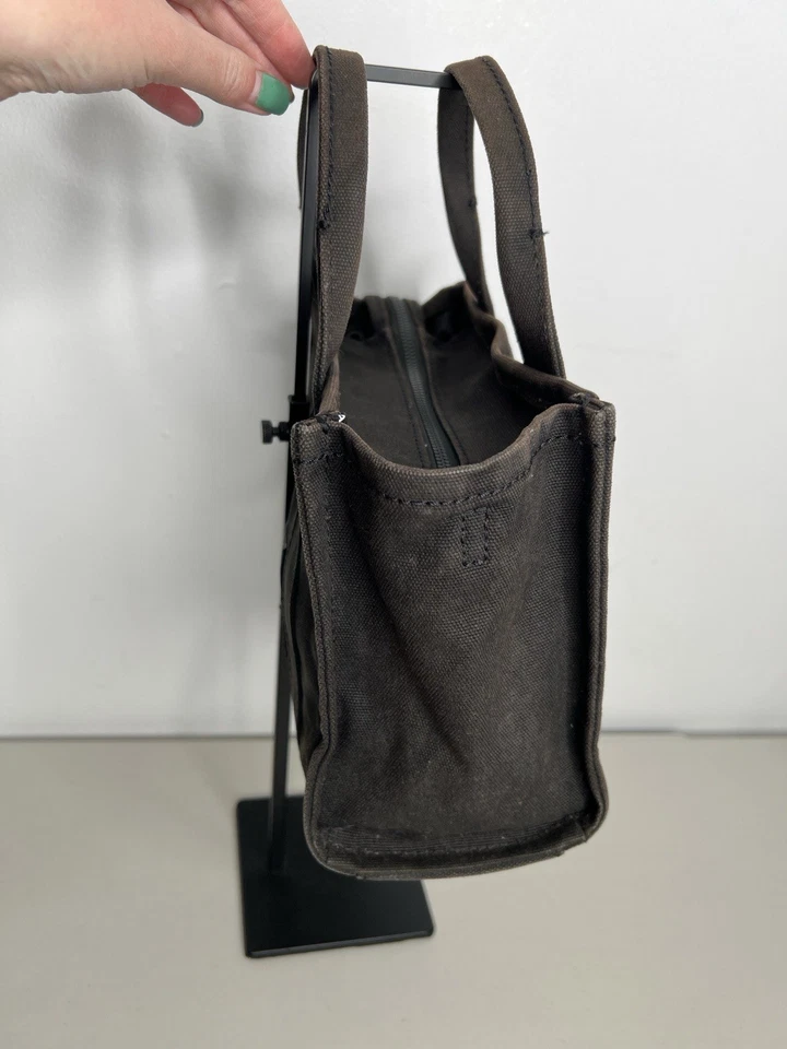 Bolso de Mano Marc Jacobs The Canvas Pequeño Negro Sin Correa Foto 3 de 4