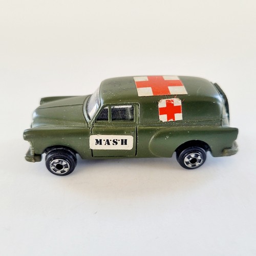 Zylmex Zee Toys T439 Olive Drab '54 Chevy Panel 1/64 Diecast Ambulance MASH 4077 - Picture 2 of 19