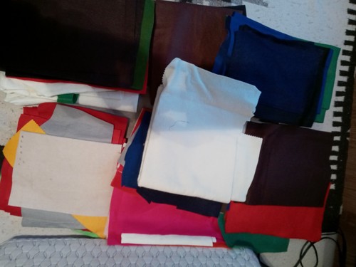 LOT OF 3 POUNDS FELT SCRAPS FOR CRAFTS, WEAVING - 第 1/2 張圖片