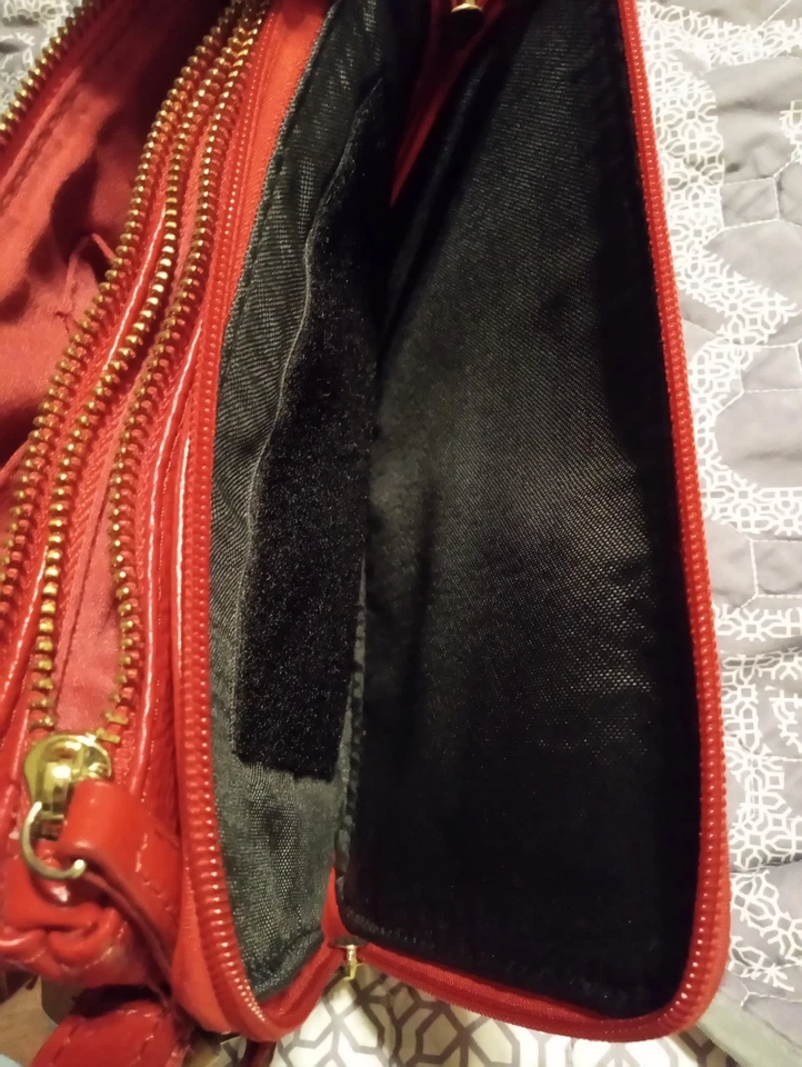 Conceal Carry Crossbody Red Leather Purse Made by Roma - Not Original Strap - Image 3 of 4