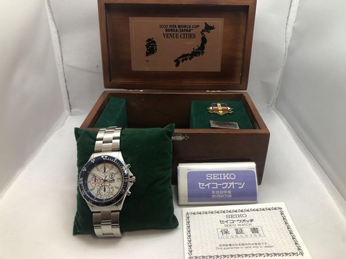 SEIKO FIFA WORLD CUP 2002 modello commemorativo V657-0AA0 - Foto 2 di 14