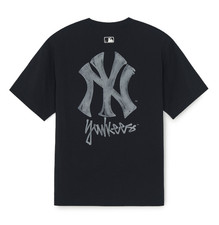 MLB Korea Basic Simple Street Logo Oversized T-Shirt NY Yankees Casual Top Tee