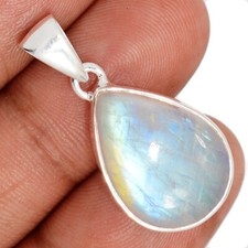Natural Rainbow Moonstone - India 925 Sterling Silver Pendants Jewelry CP73683