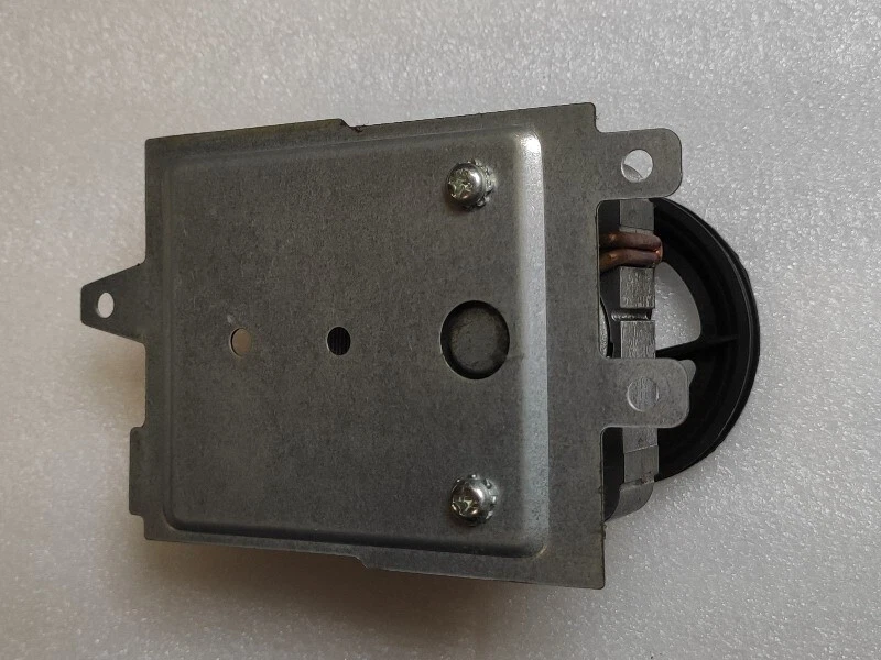 MOTORE VENTILAZIONE FORNO MICROONDE  WHIRLPOOL JT369/SL 858736999895 - Immagine 2 di 3