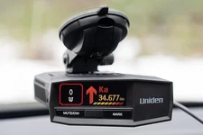 Uniden R8w Laser Radar Detector 360 Arrow WiFi GPS Voice RedLight SpeedCam US/CA