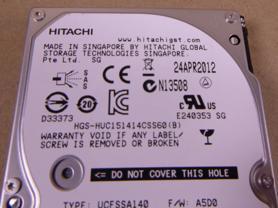 Hitachi HUC151414CSS600 147GB 1500RPM SAS 2.5" Hard Drive 0B23723 - Image 2 of 4