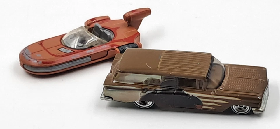 Hot Wheels Star Wars '59 Chevy Delivery Mandalorian & LandSpeeder Loose READ - Image 2 of 4