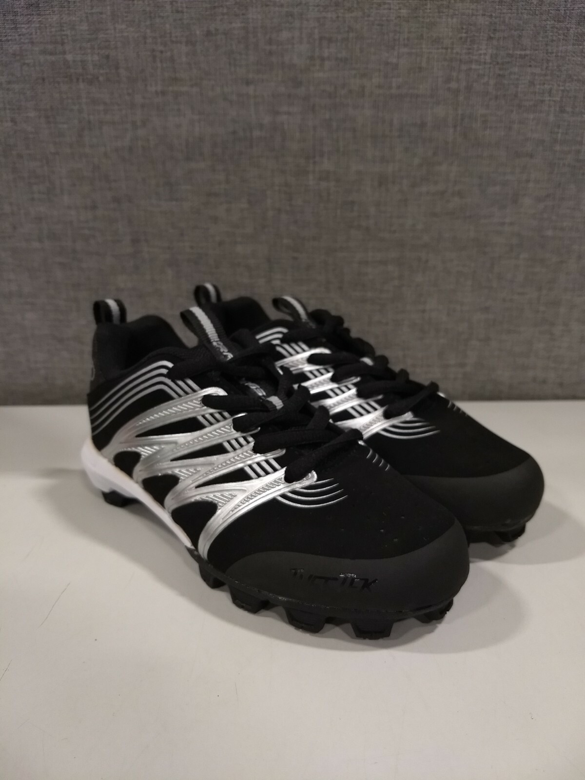 Rawlings Deuce Low Cut Baseball Cleats 