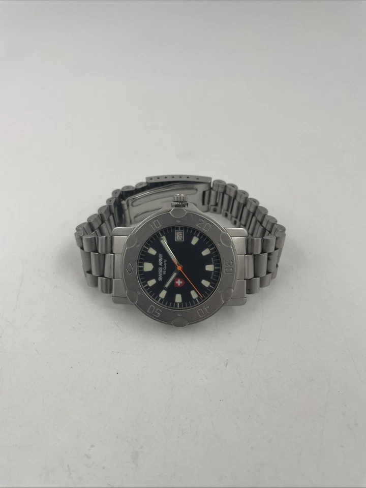 RELÓGIO MASCULINO EXÉRCITO SUÍÇO (1789) todo de aço inoxidável 7-8” pulso BOM COM BATERIA - Imagem 2 de 4