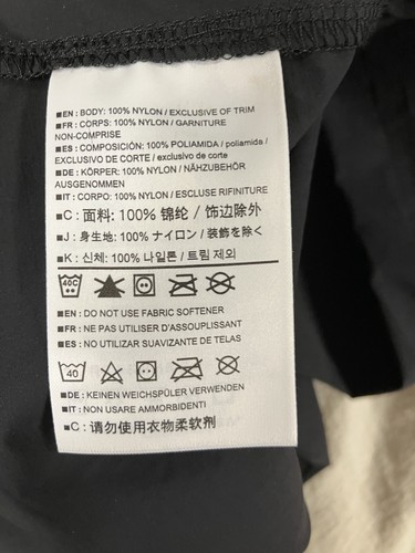 Arc'teryx Black Hooded Jacket. Super Lightweight In Xl - Picture 5 of 5