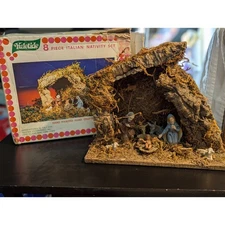 Vintage Yuletide 8 Piece Italian Nativity Set with Box
