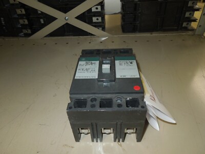 Disjoncteur General Electric TEB132050 - 50A, 3 Pôles, 240V AC - Neuf Sous Emballage