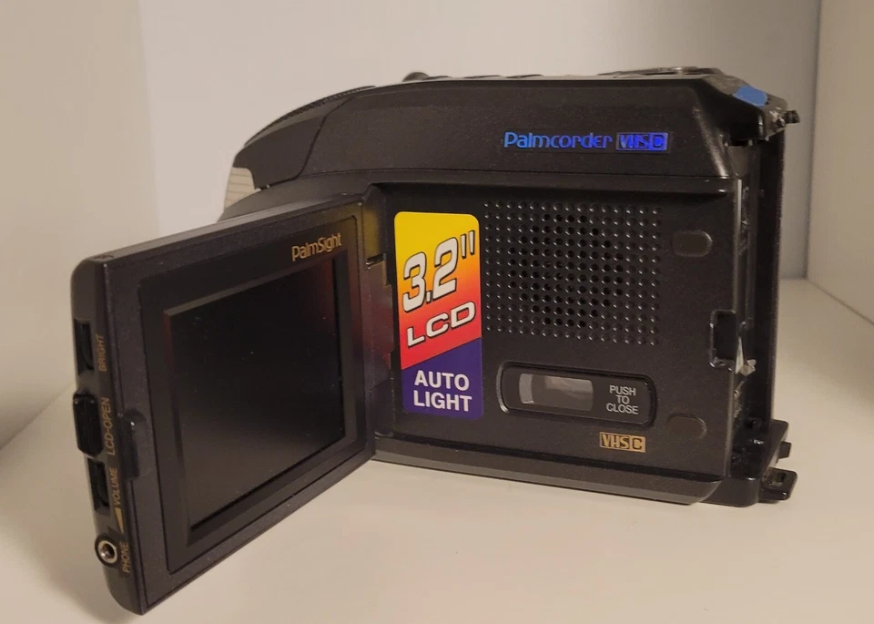 Panasonic Palmcorder PV-L658D with Accessories Works Well - Image 2 of 4