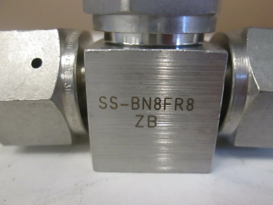 Nupro SS-BN8FR8-ZB, 1/2" FVCR w/ Turn Valve, Used - Image 2 of 2