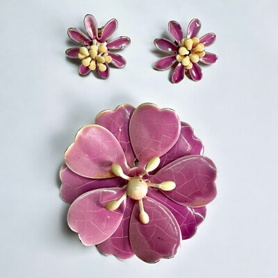 Pink Enamel Flower Brooch and Earring Set Lisner Pink Enamel & Rhinestones Brooch and Clip on Earrings  main image 2