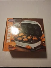 NOSTALGIA ELECTRICS MINI BURGER MAKER Sliders Grill  -White - NEW In Open Box !