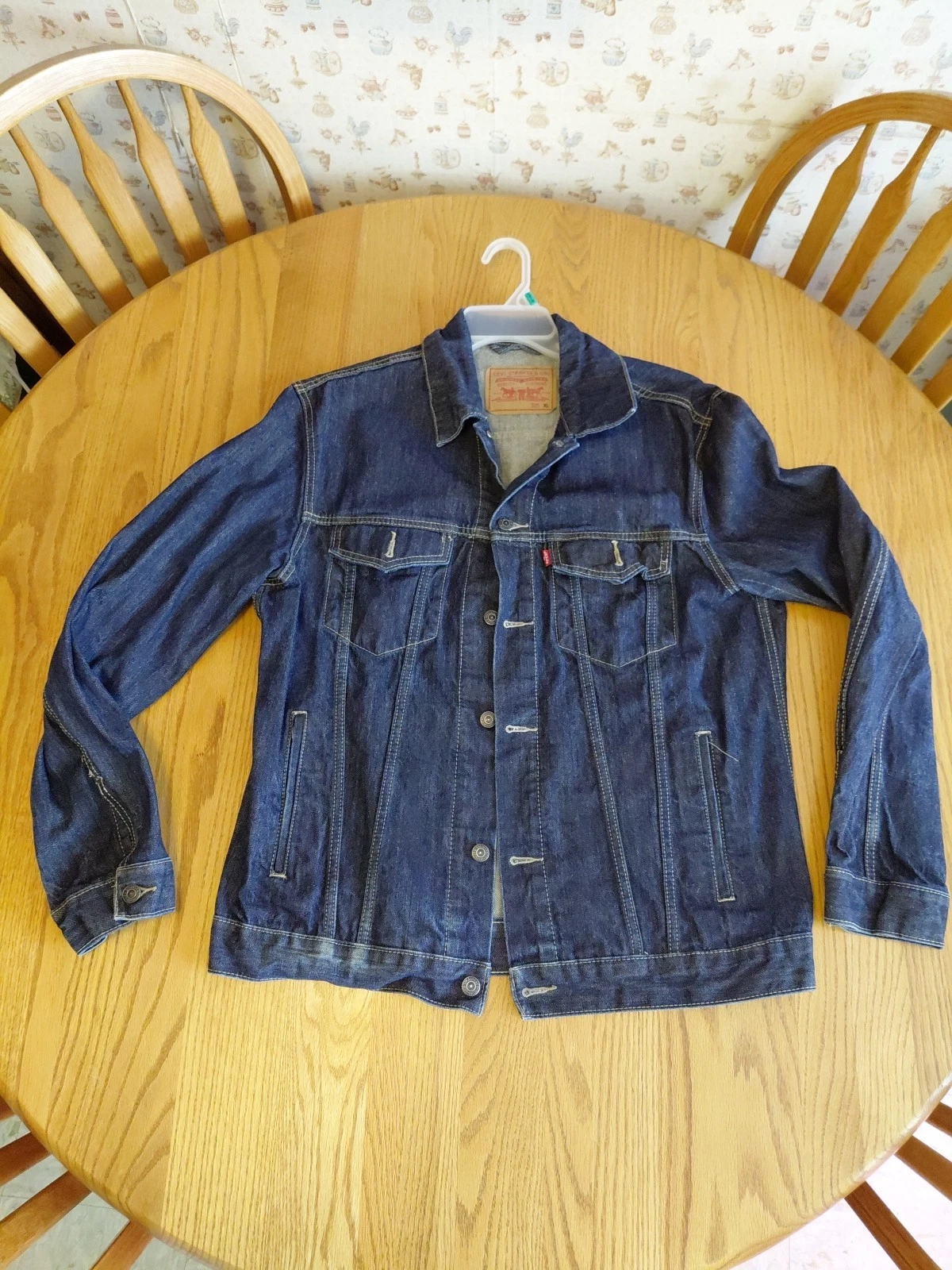 Levi's Trucker Denim Jean Jacket Size XL Used In Very Good Condition.