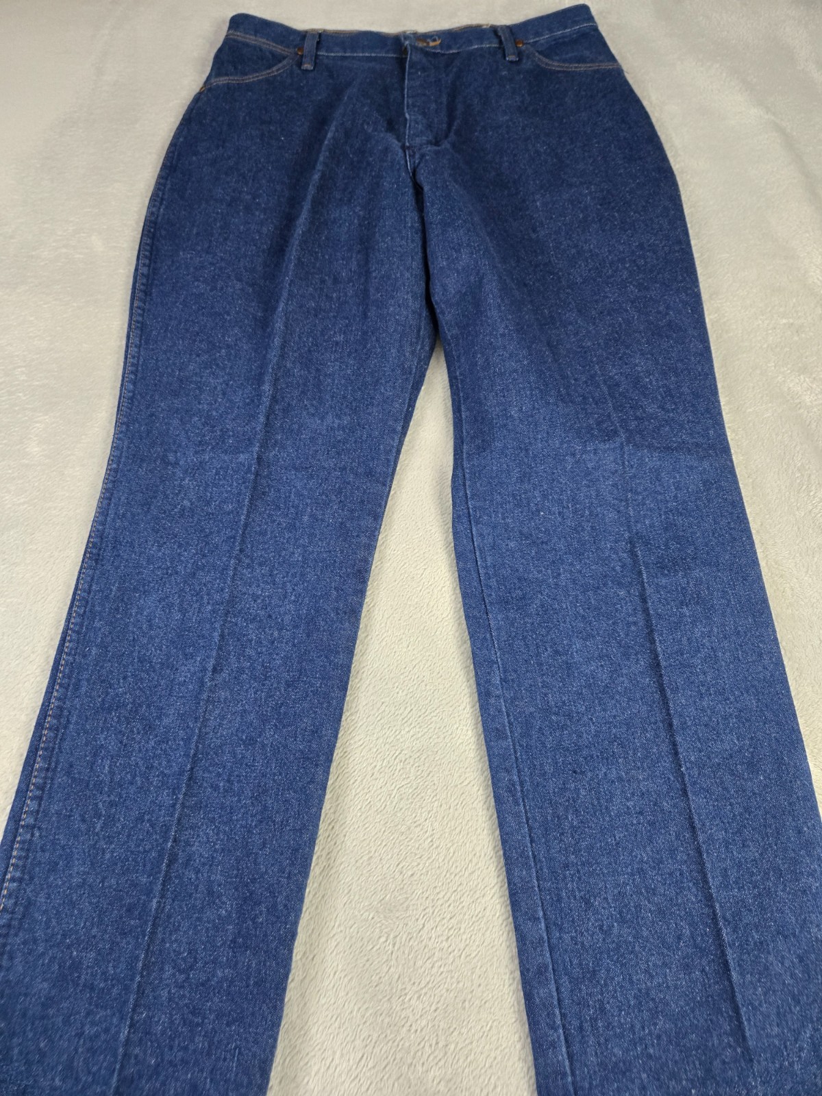 Wrangler Blue Jeans Womens Size 17/18 x 34 Country Western Cowgirl Rodeo Denim thumbnail 2